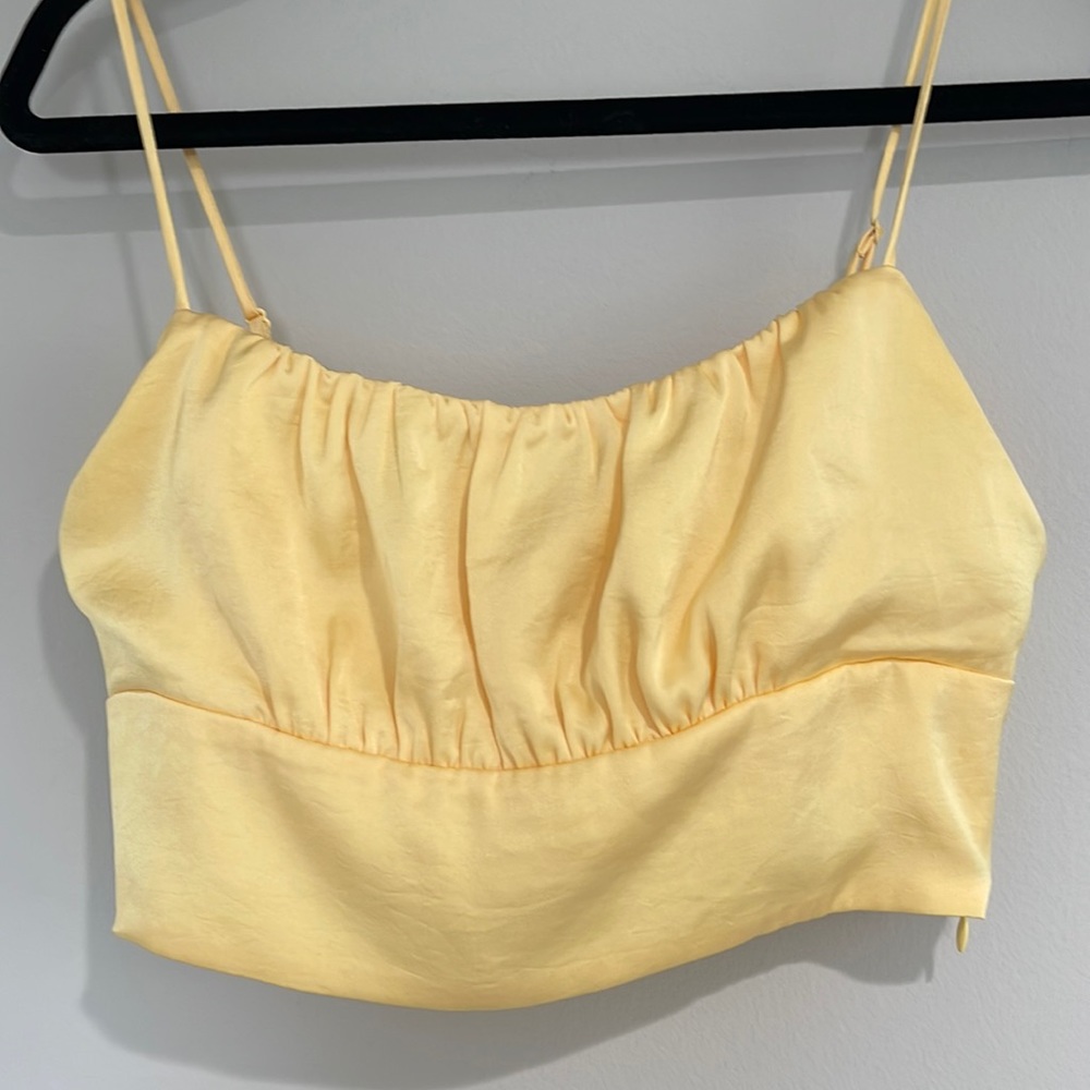 Aritzia Wilfred Sonnet Camisole Yellow Crop Top
